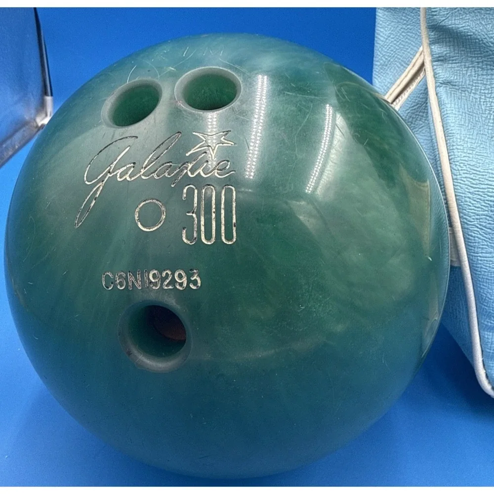 Vintage Retro Baby Blue Bowling Ball Bag and Ebonite Galaxie 300 10 Lbs